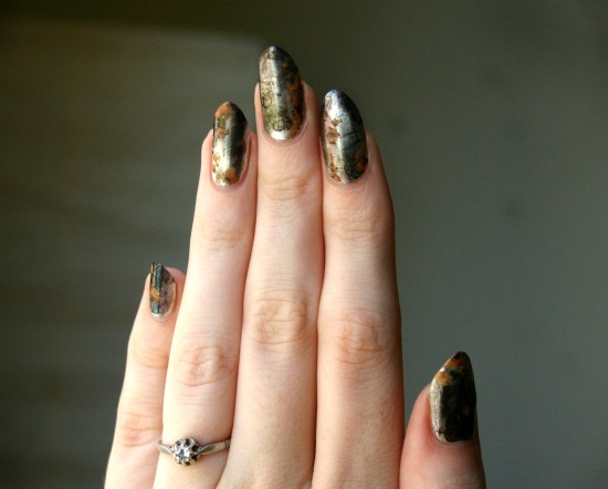 tiny-pictures-on-nails-nail-art3
