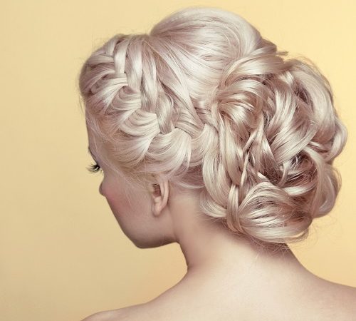 Ten Best Hairstyles for Prom Season