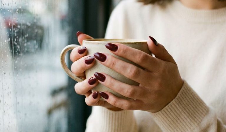 Winter Nails 2026: 18 Stunning January & February Nail Designs