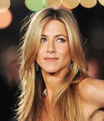 Jennifer Lawrence`s Nude Photos Leaked Online